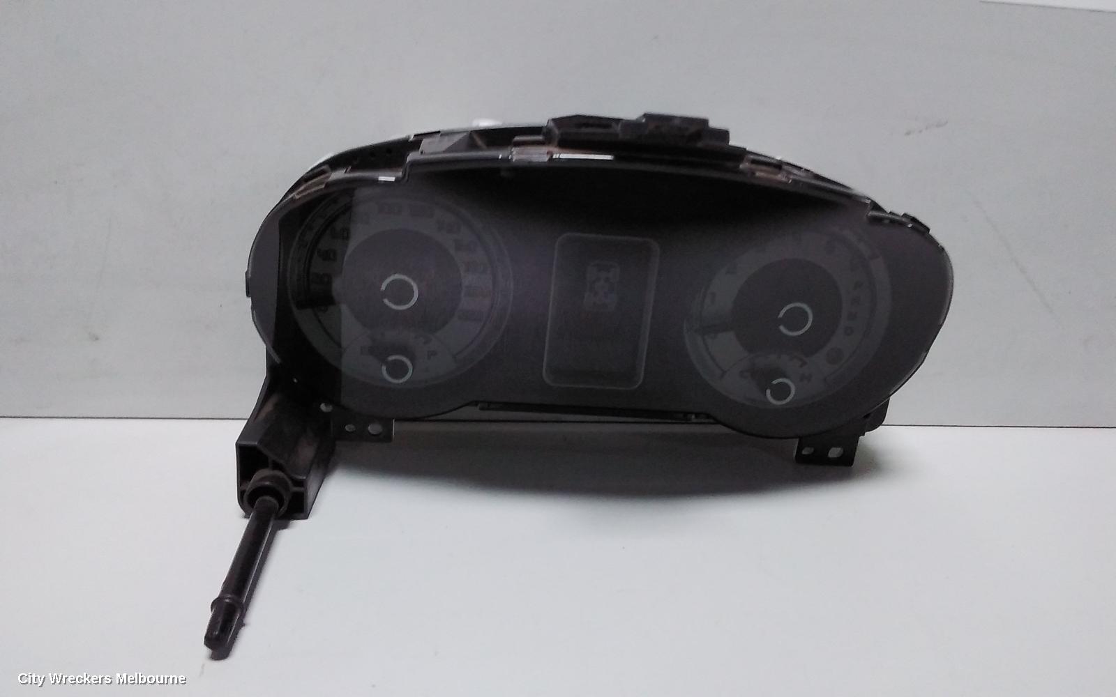 MITSUBISHI PAJERO 2011 Instrument Cluster