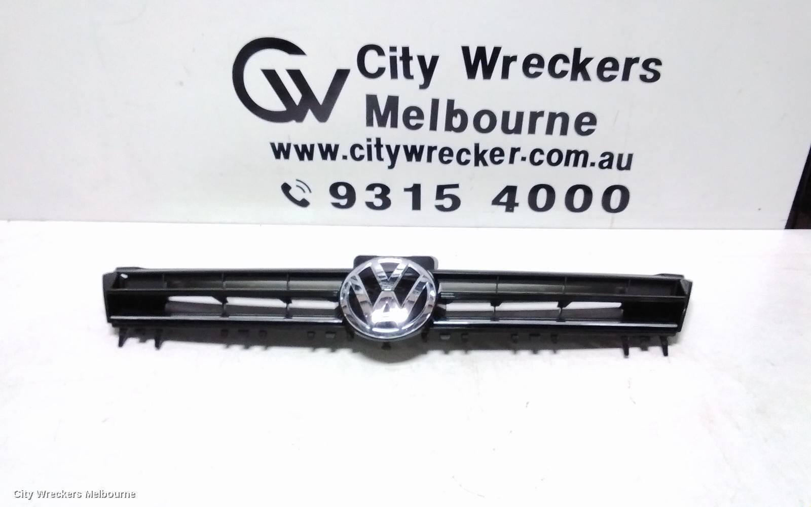 VOLKSWAGEN GOLF 2016 Grille