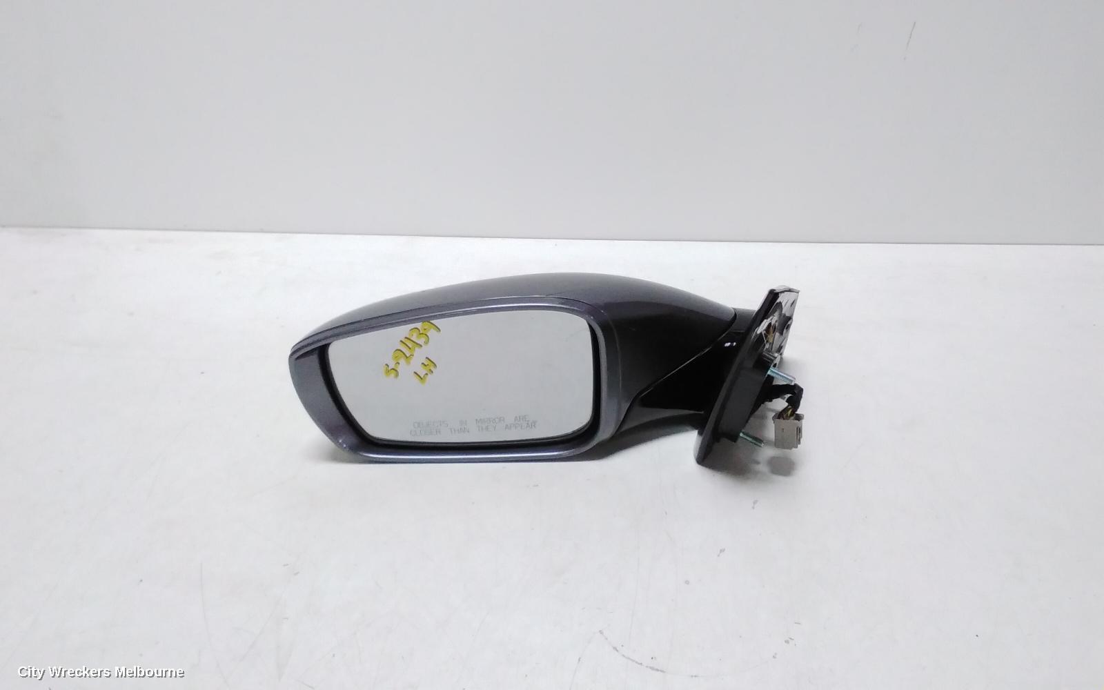 HYUNDAI I45 2011 Left Door Mirror