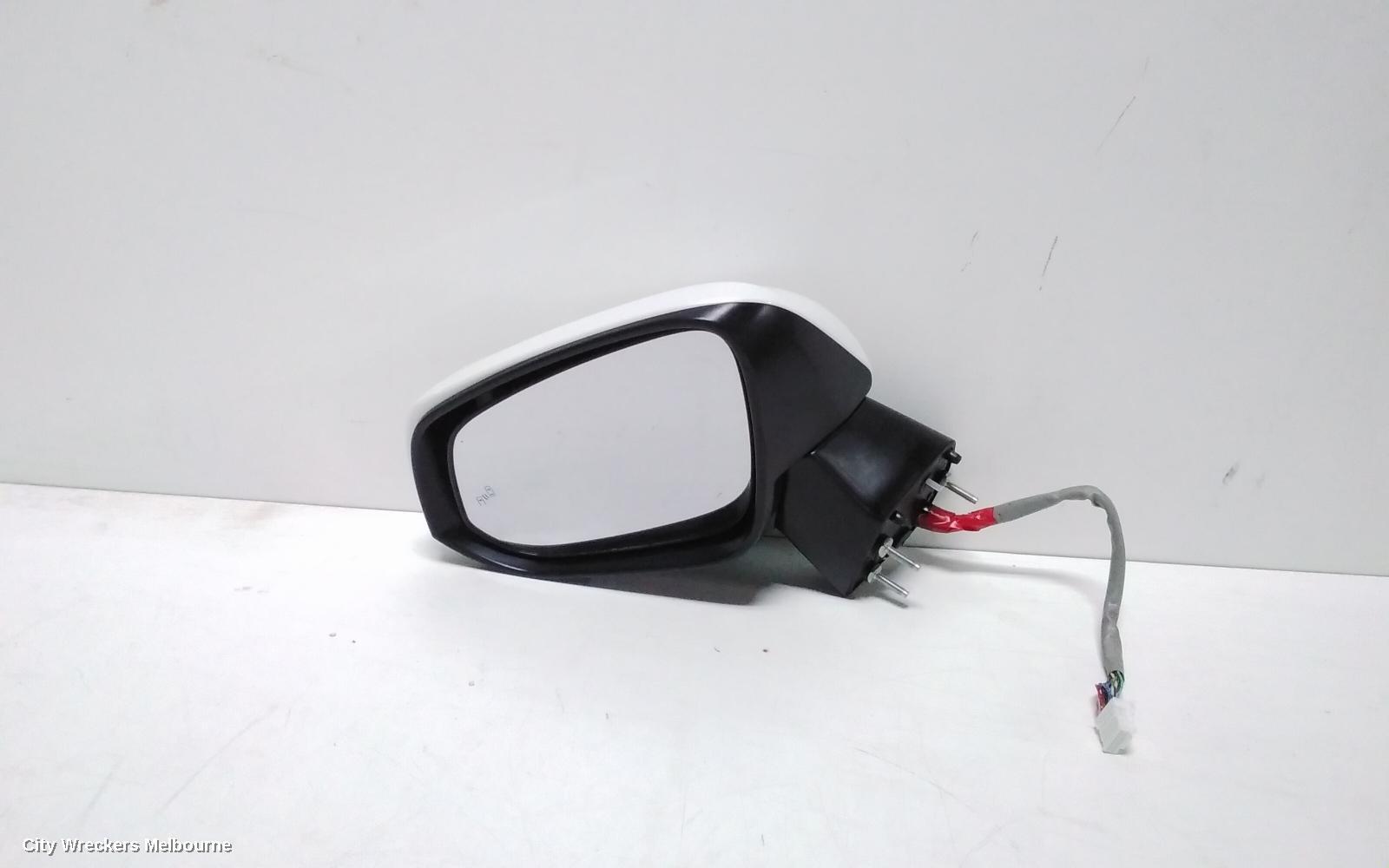 TOYOTA RAV4 2022 Left Door Mirror