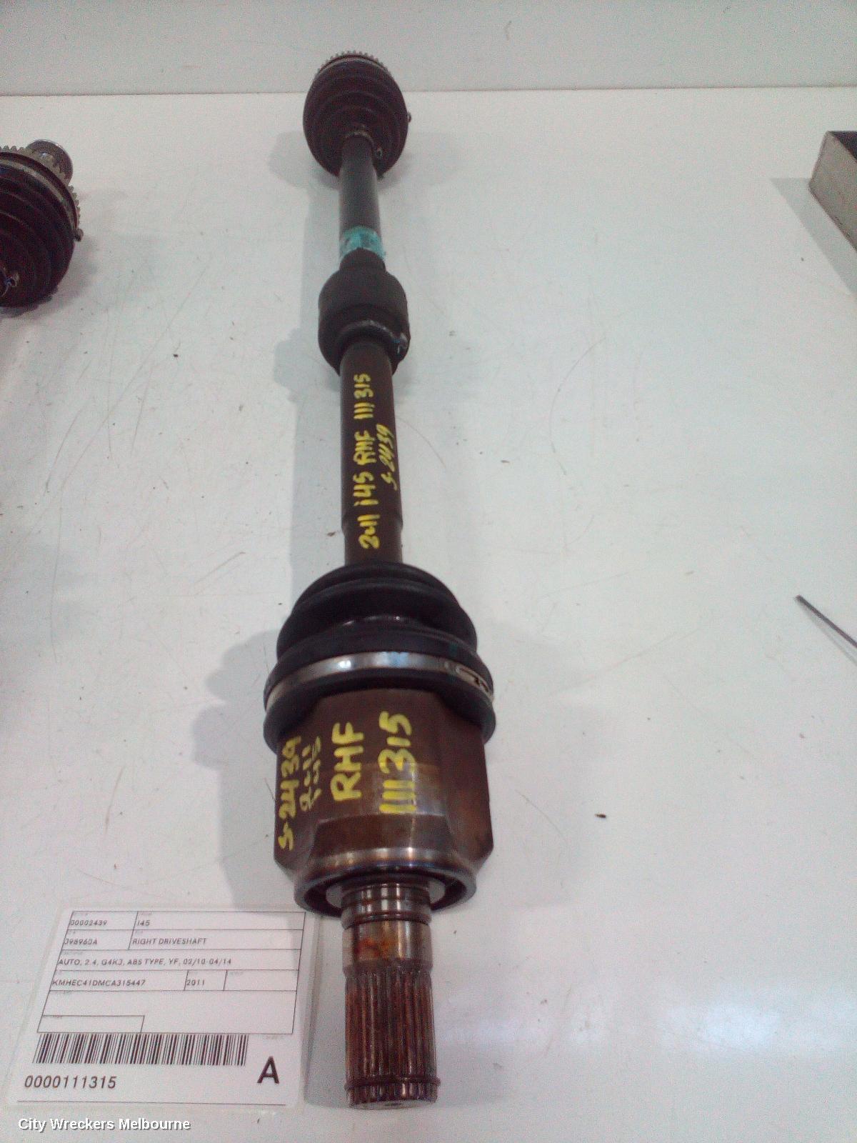 HYUNDAI I45 2011 Right Driveshaft