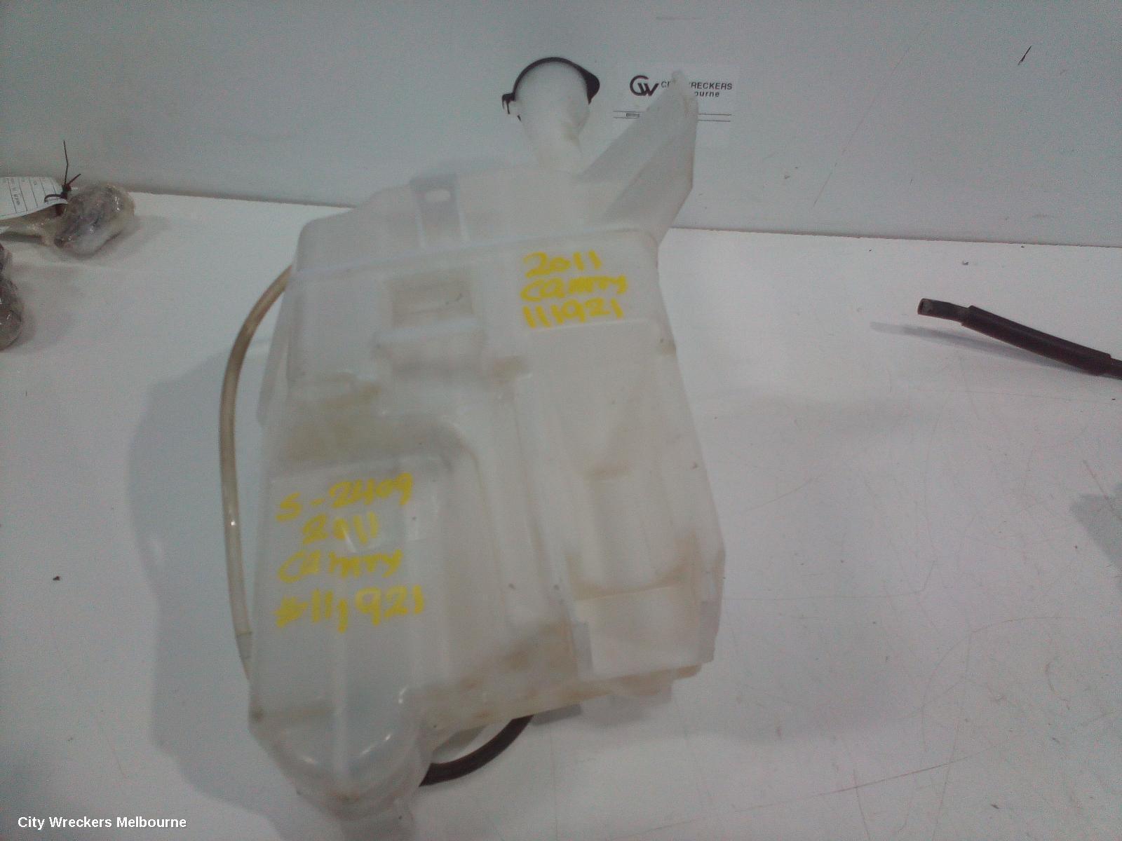 TOYOTA CAMRY 2011 Washer Bottle