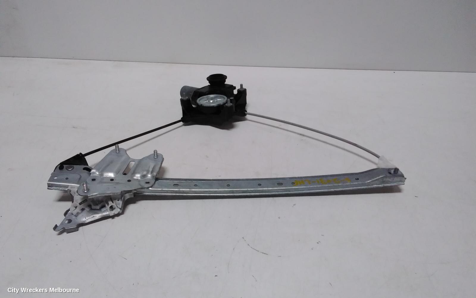 TOYOTA KLUGER 2022 Left Front Window Reg/Motor