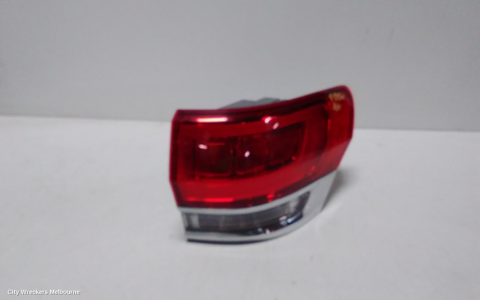 JEEP GRANDCHEROKEE 2014 Right Taillight