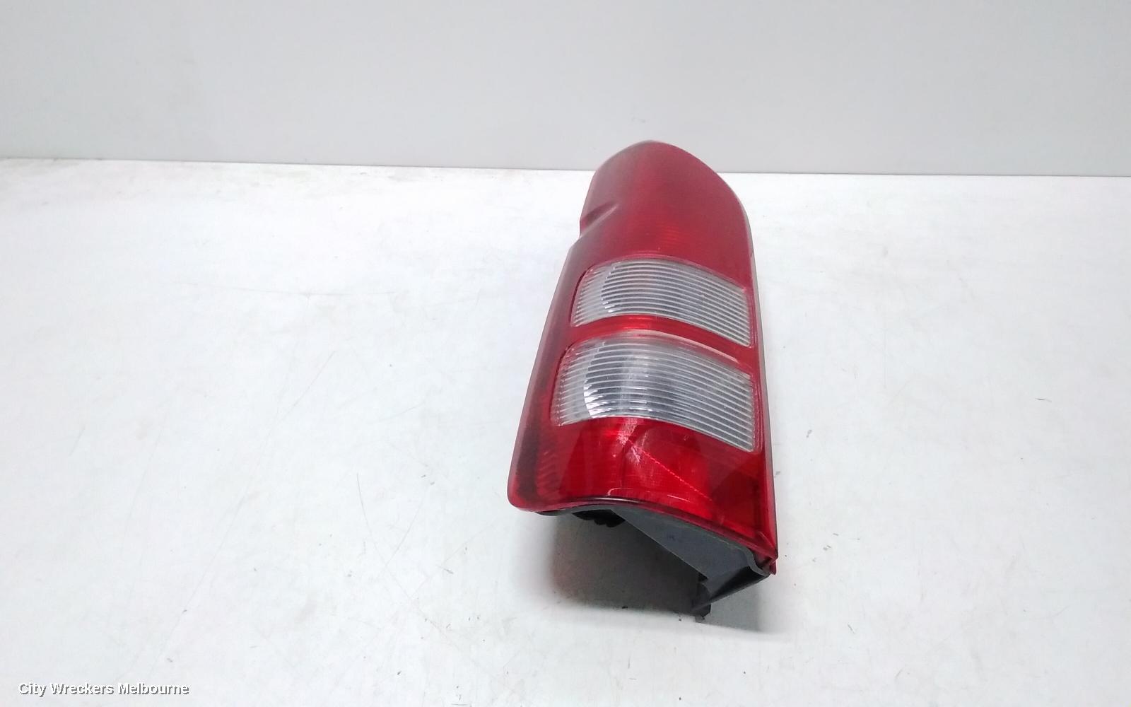 TOYOTA HIACE 2006 Left Taillight