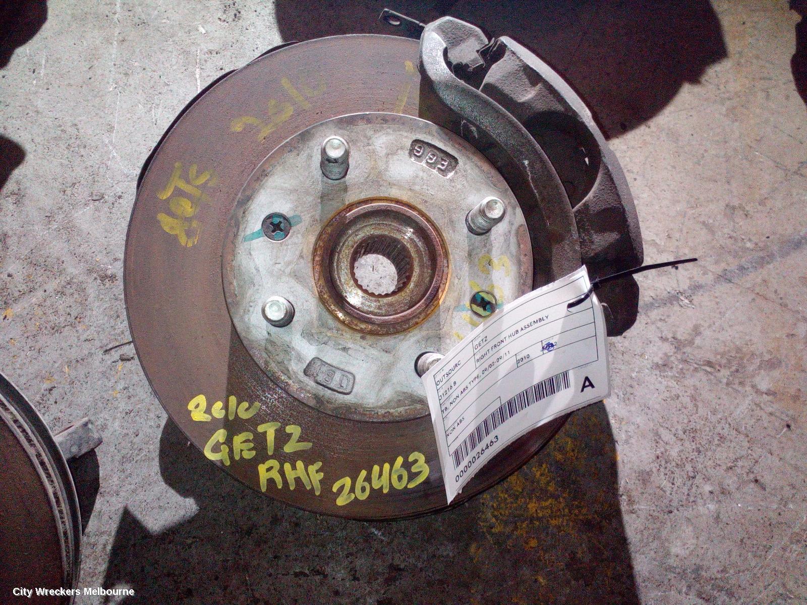 HYUNDAI GETZ 2010 Right Front Hub Assembly