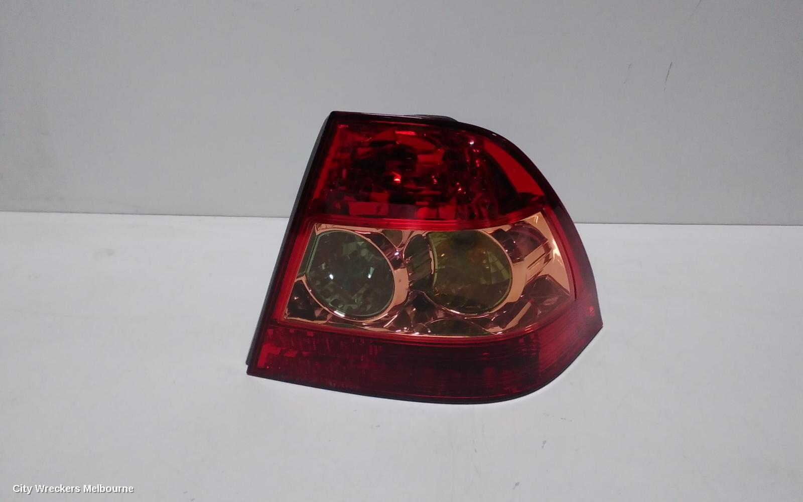 TOYOTA COROLLA 2006 Right Taillight