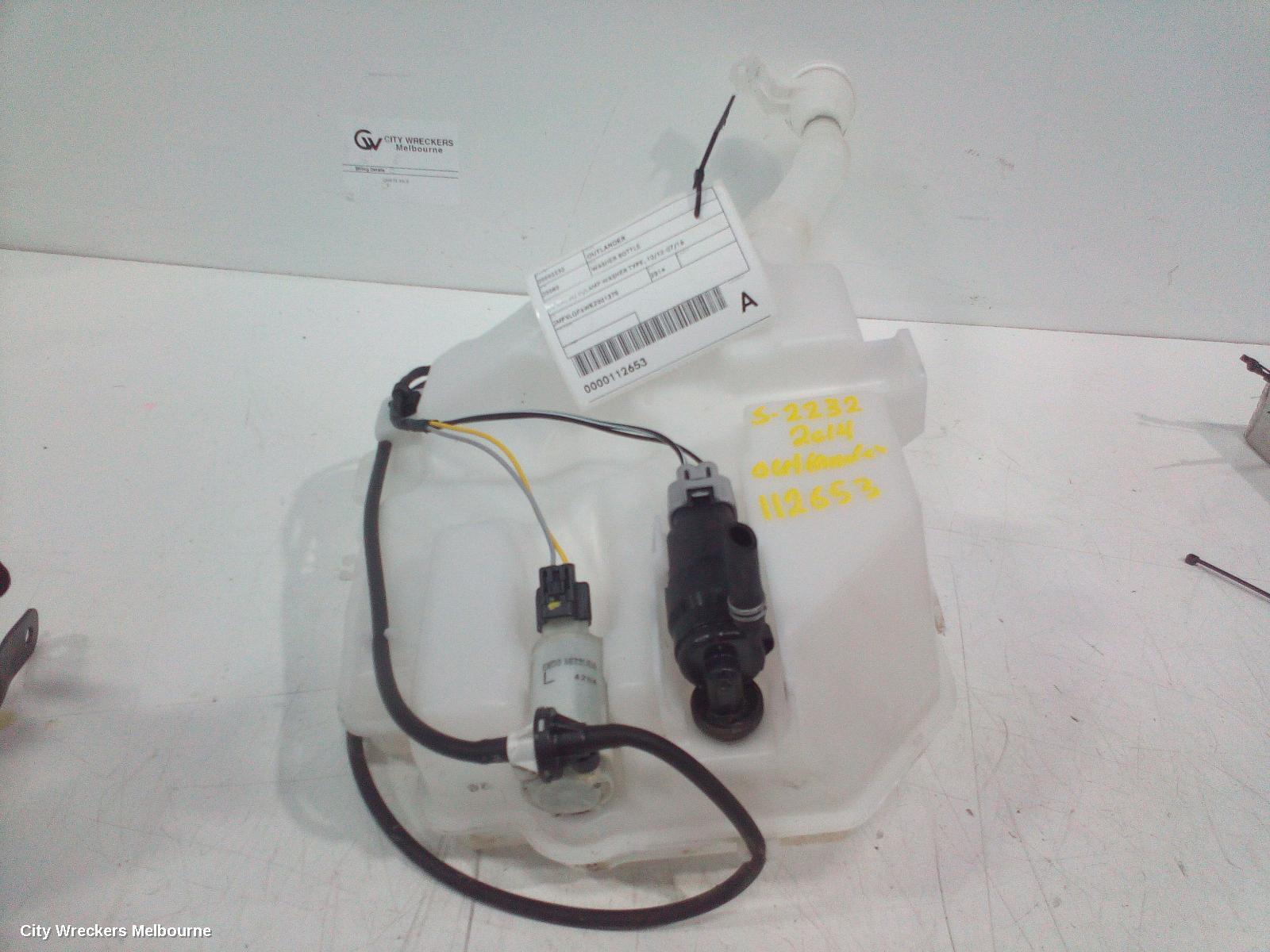 MITSUBISHI OUTLANDER 2014 Washer Bottle