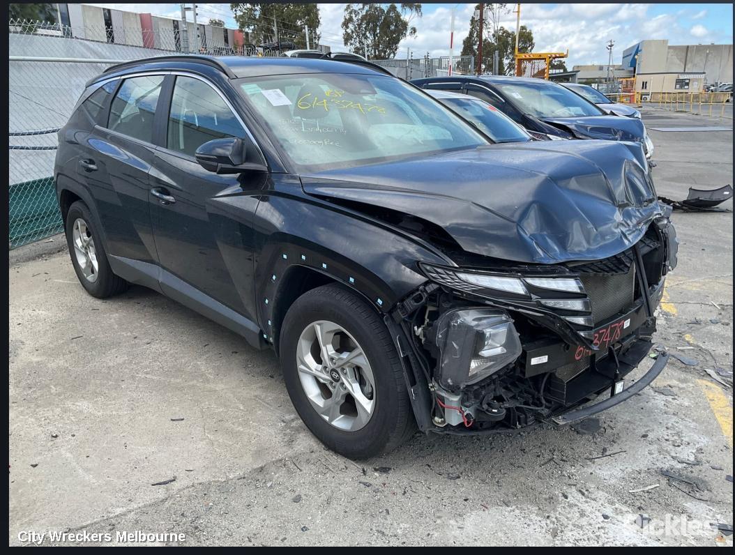 HYUNDAI TUCSON 2021 Right Front Door