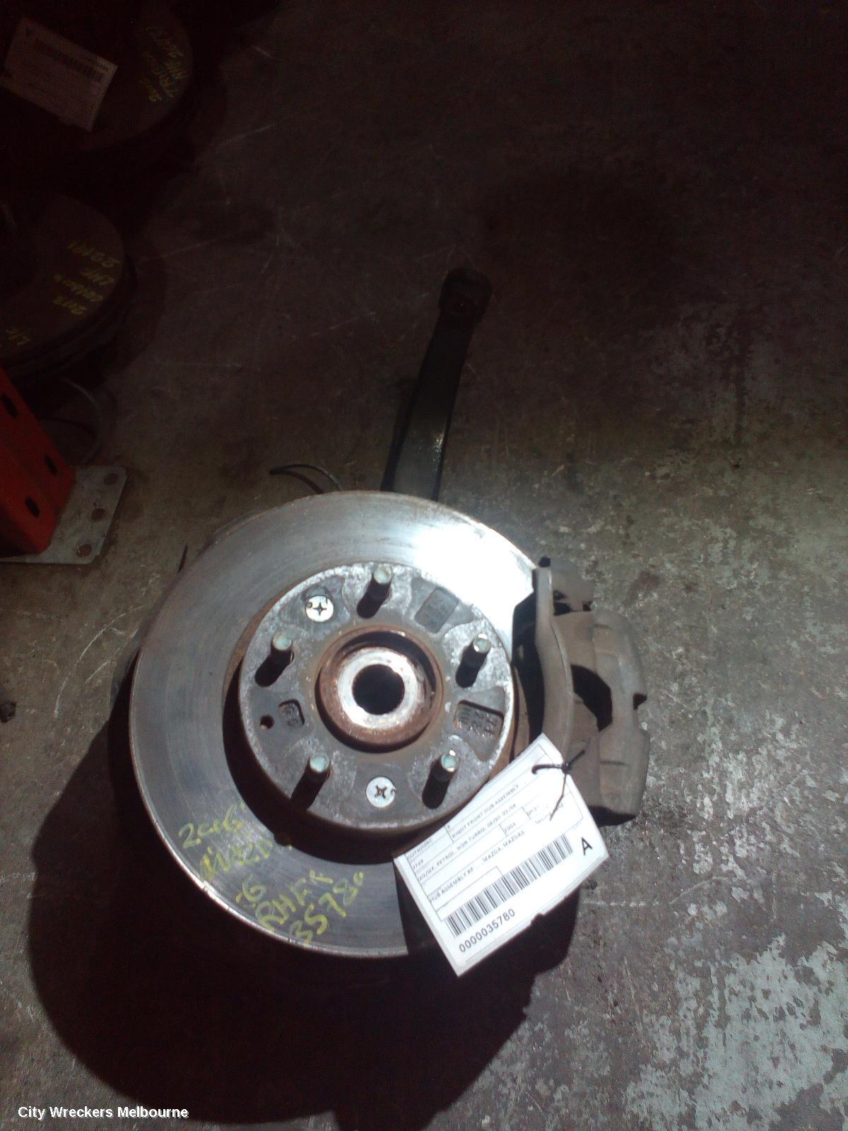 MAZDA 6 2006 Right Front Hub Assembly