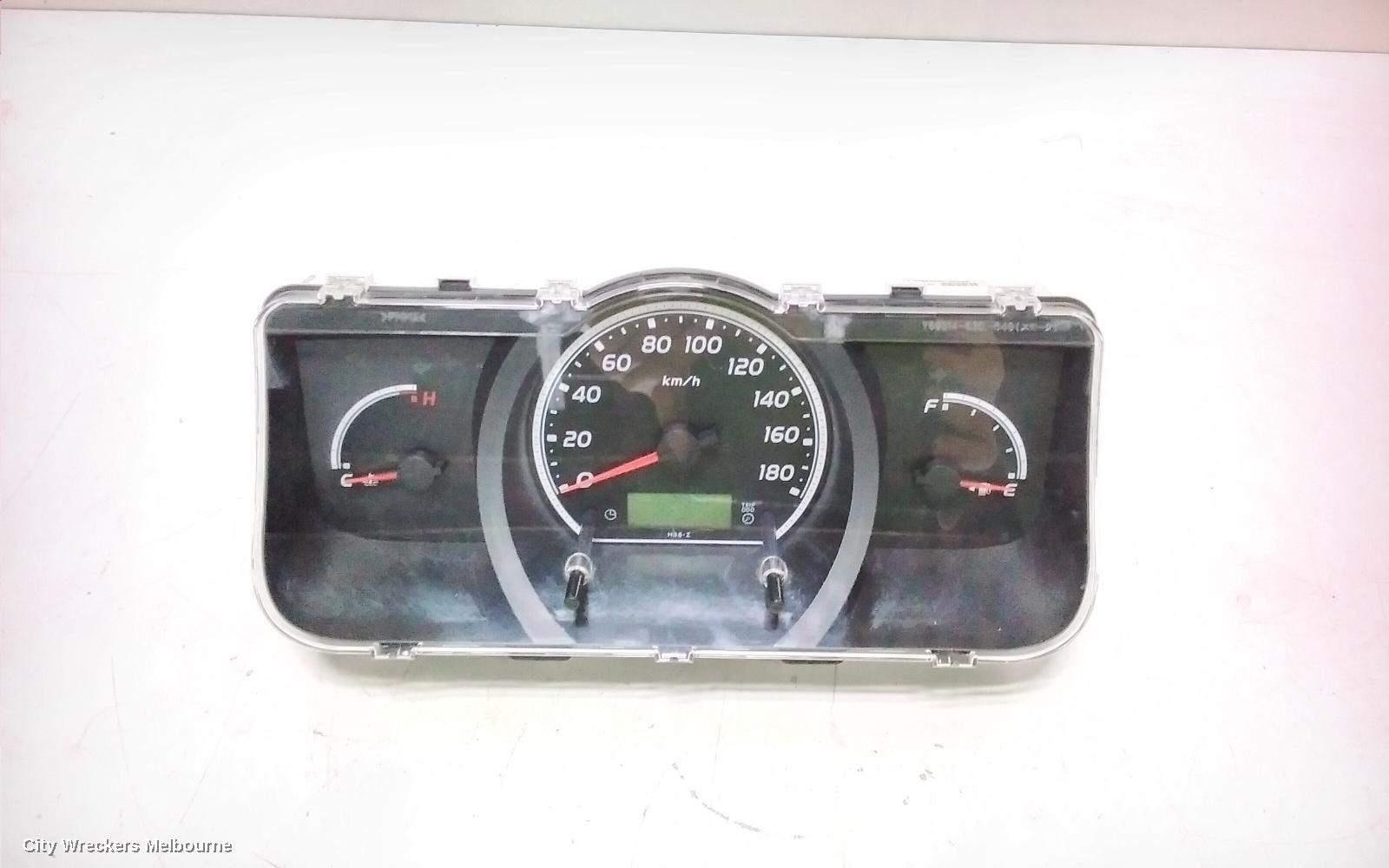 TOYOTA HIACE 2009 Instrument Cluster