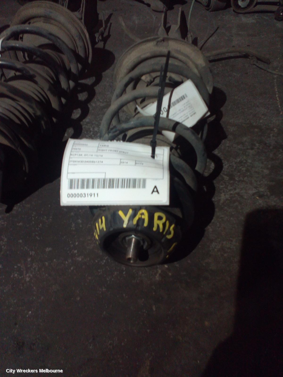 TOYOTA YARIS 2014 Right Front Strut