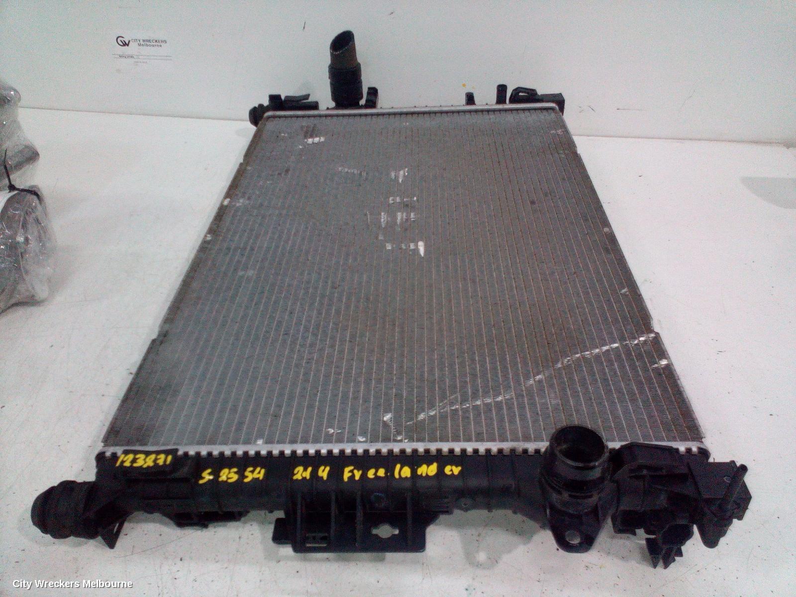 LAND ROVER FREELANDER 2014 Radiator