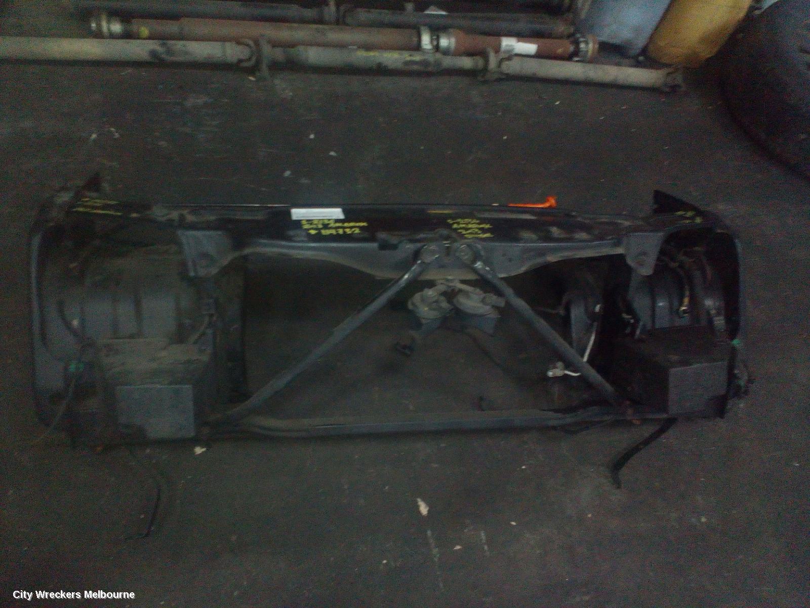 VOLKSWAGEN AMAROK 2013 Radiator Support