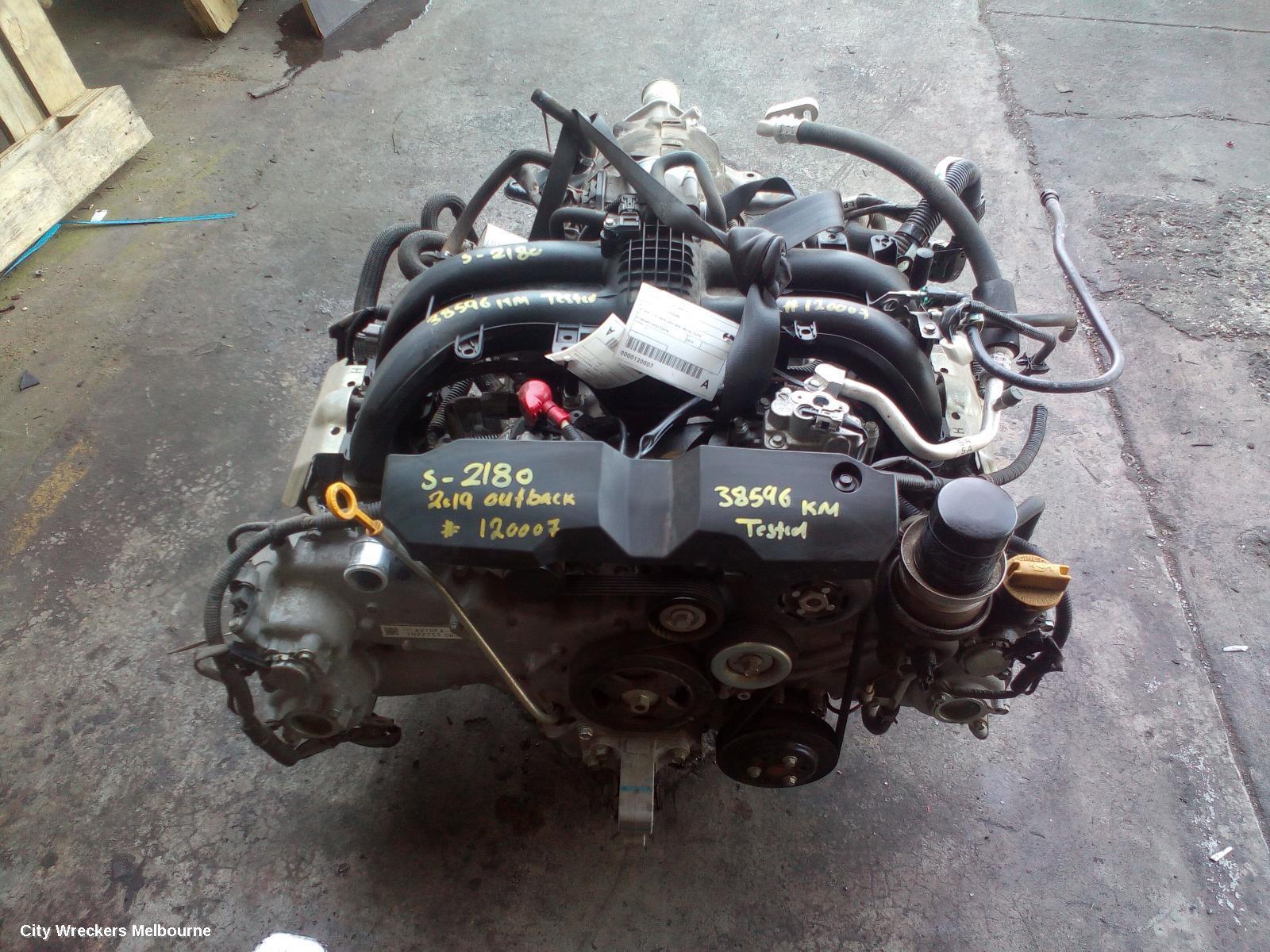 SUBARU OUTBACK 2019 Engine