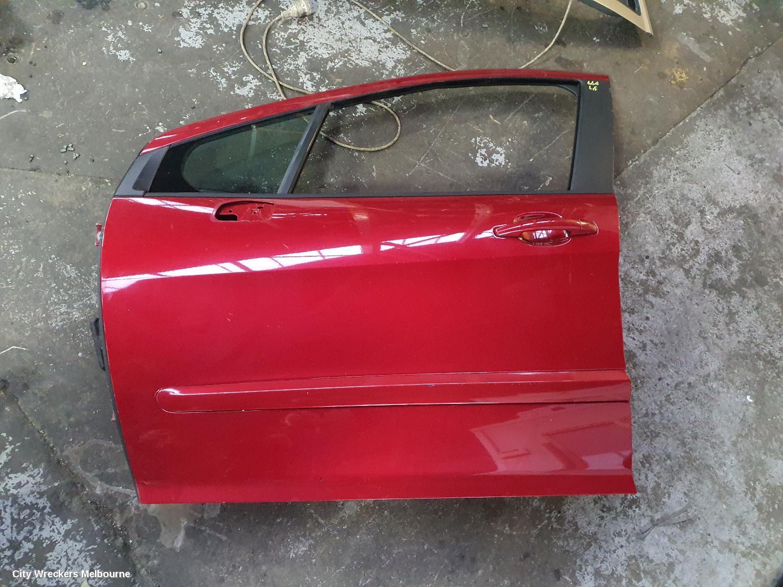 PEUGEOT 308 2008 Right Front Door