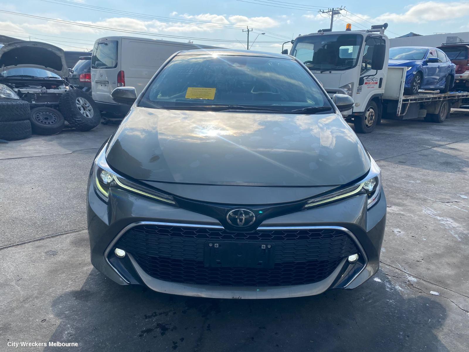 TOYOTA COROLLA 2019 Fan