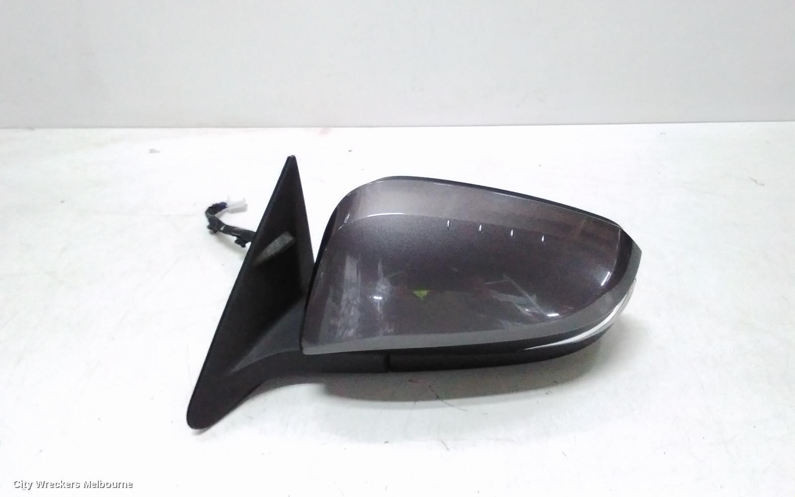 TOYOTA KLUGER 2014 Left Door Mirror