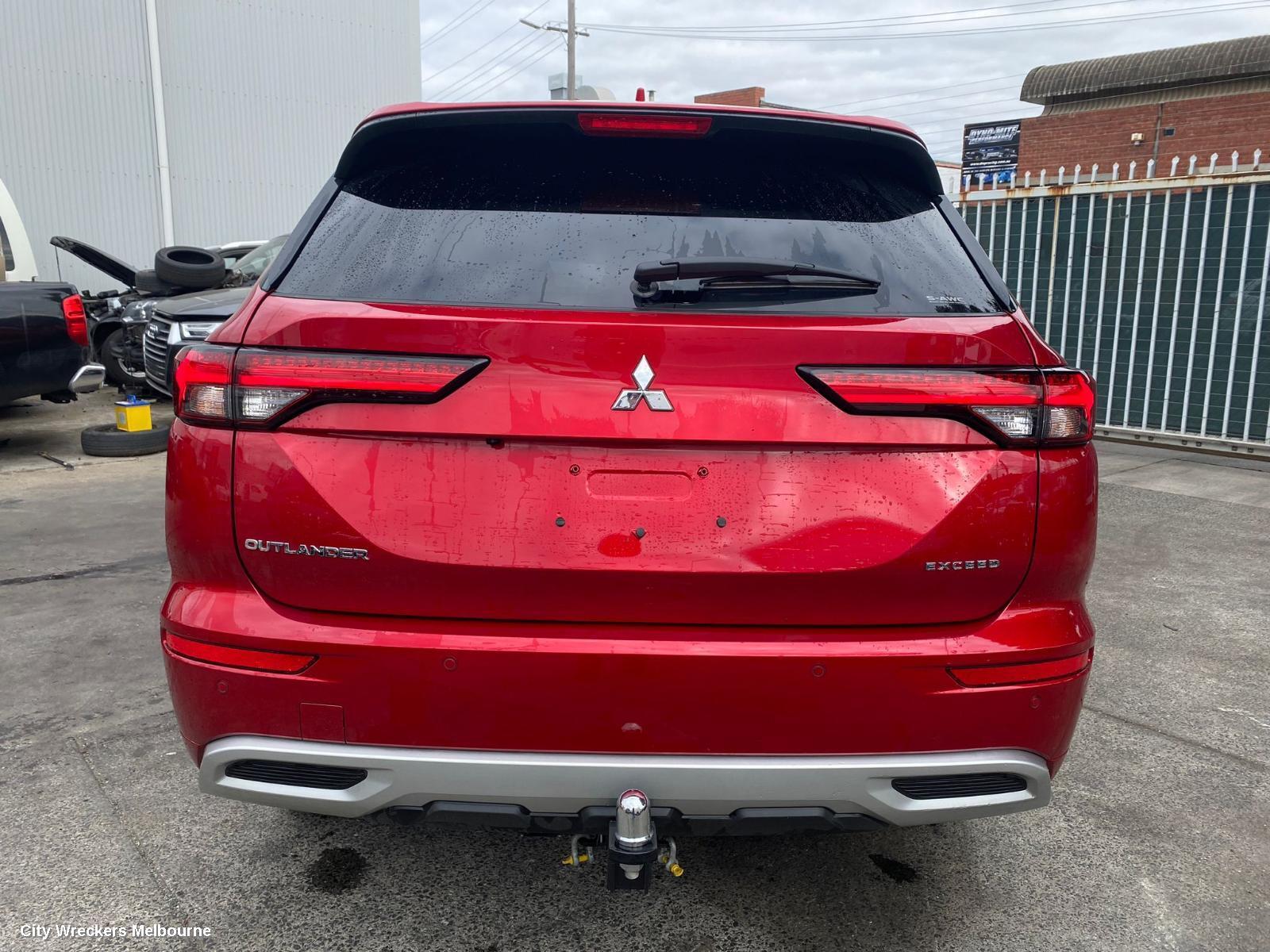 MITSUBISHI OUTLANDER 2022 Towbar