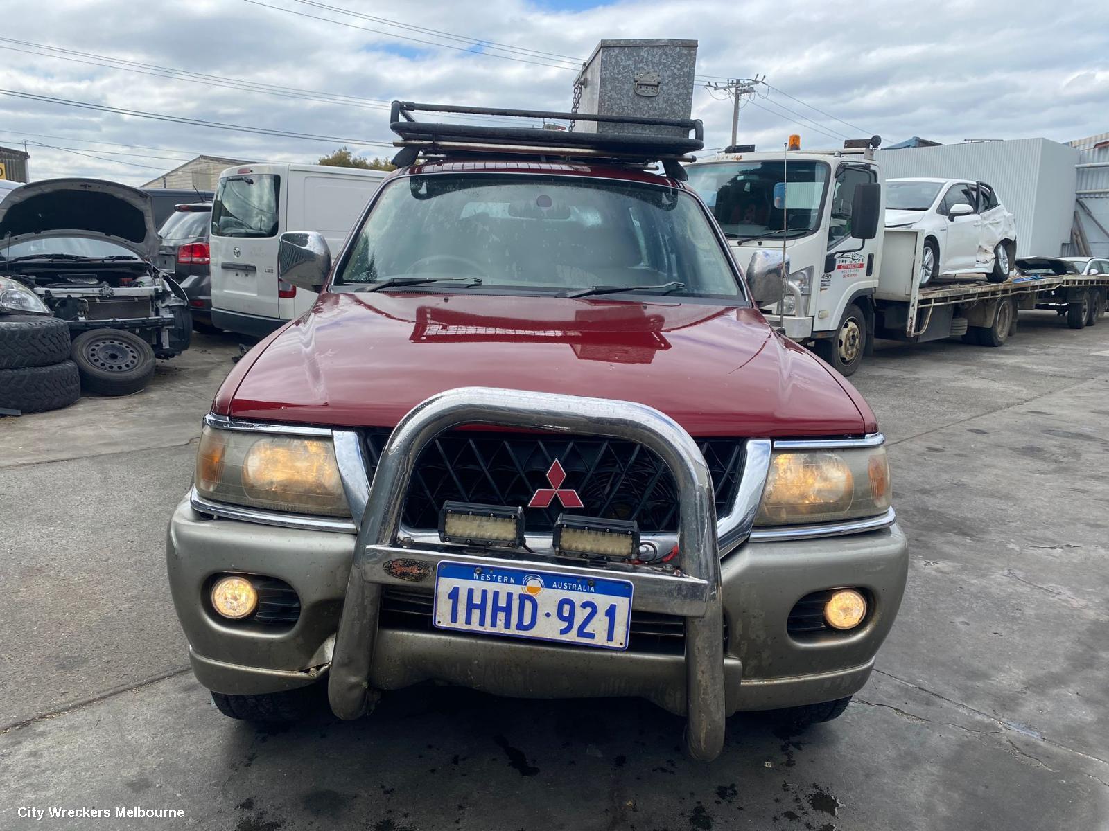 MITSUBISHI CHALLENGER 2003 Left Door Mirror