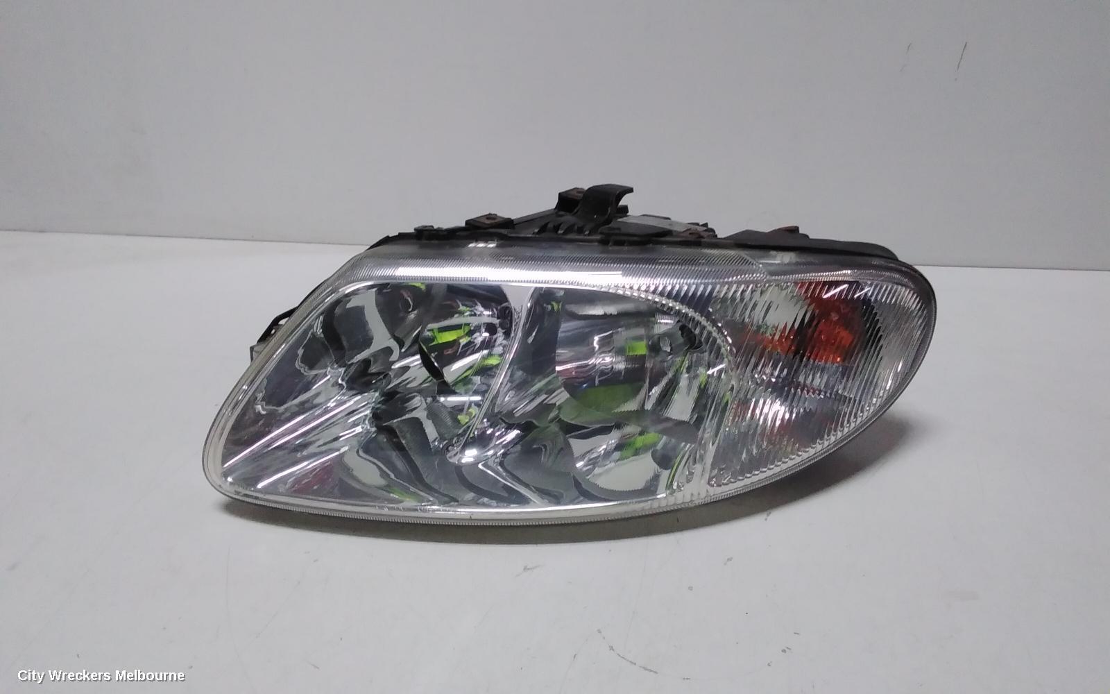 CHRYSLER VOYAGER 2004 Left Headlamp