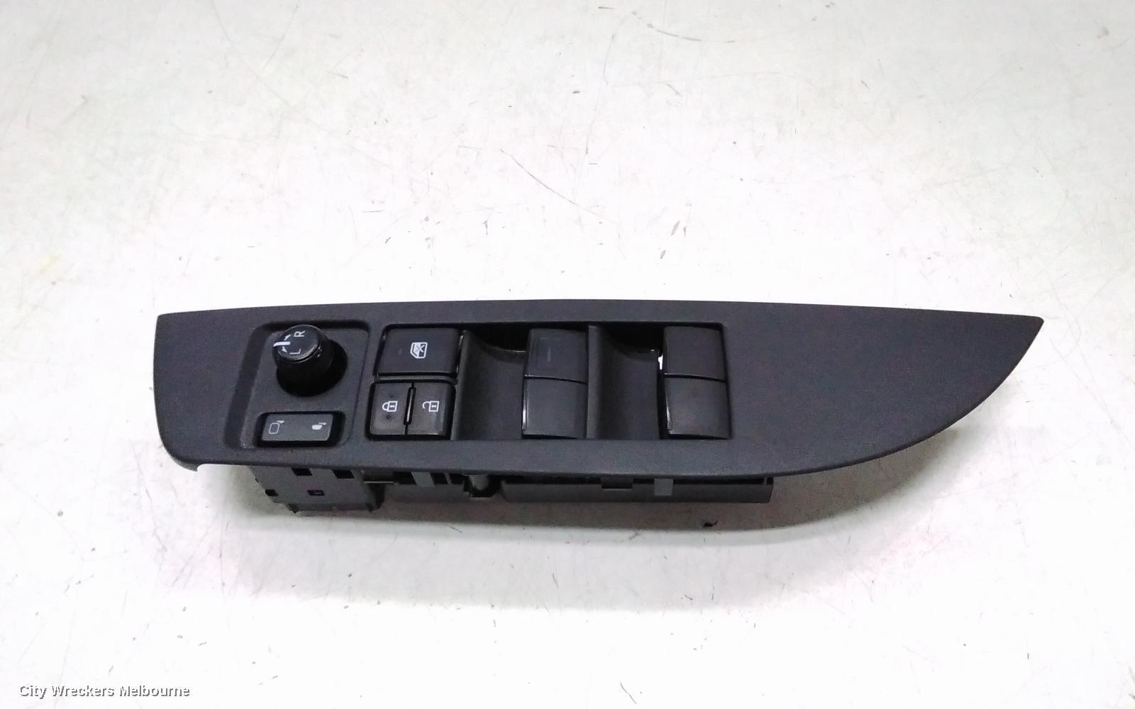 TOYOTA COROLLA 2018 Pwr Dr Wind Switch