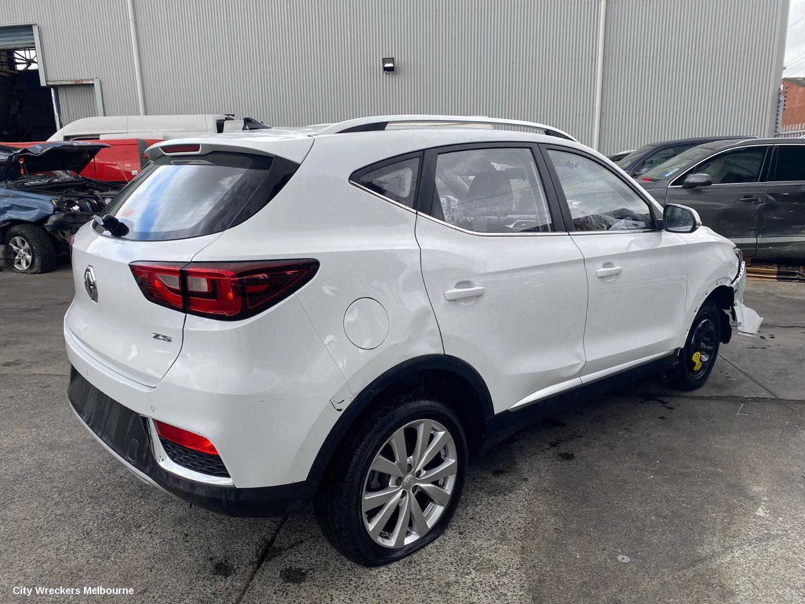 MG ZS 2022 Left Front Door