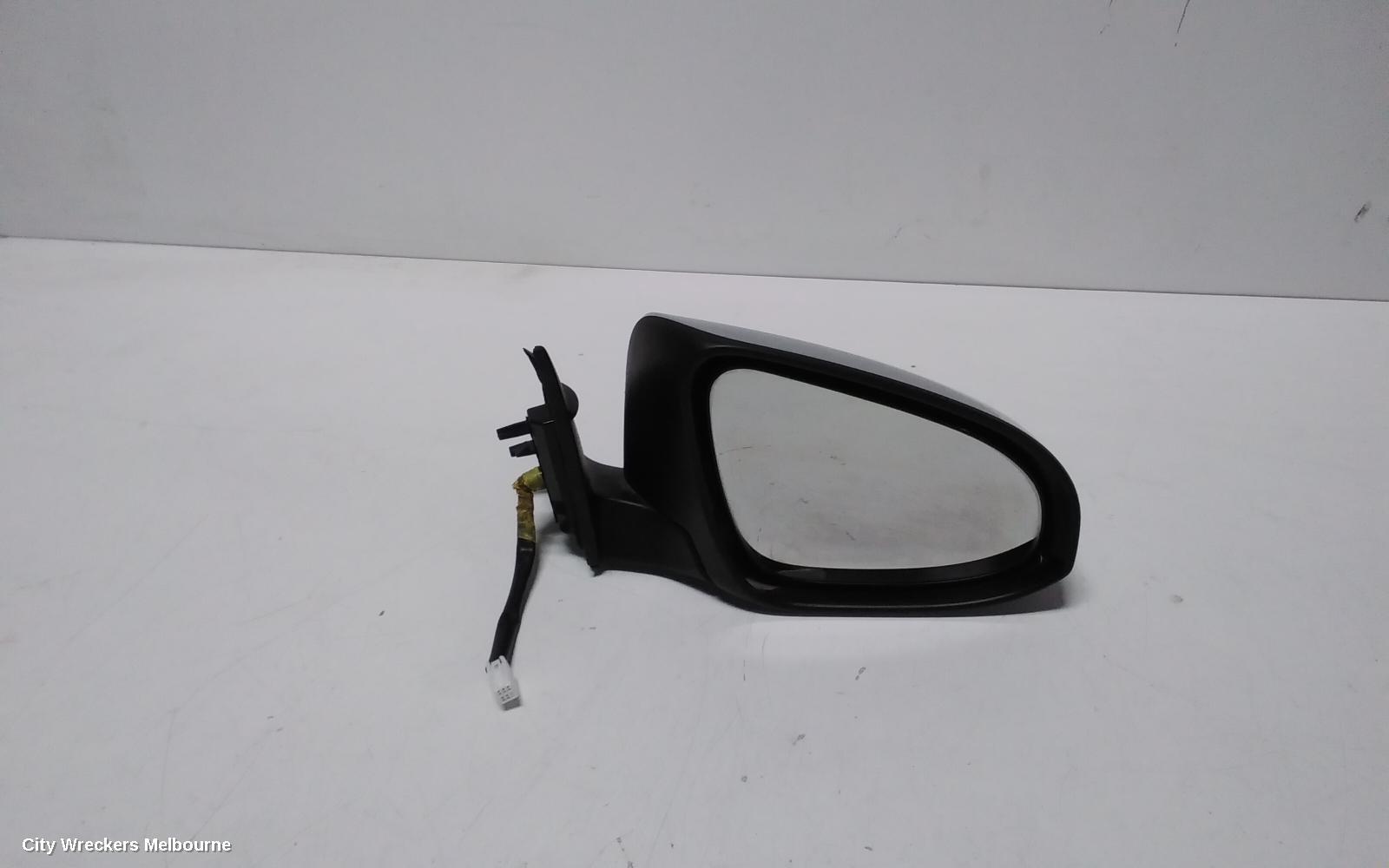 TOYOTA CAMRY 2013 Right Door Mirror