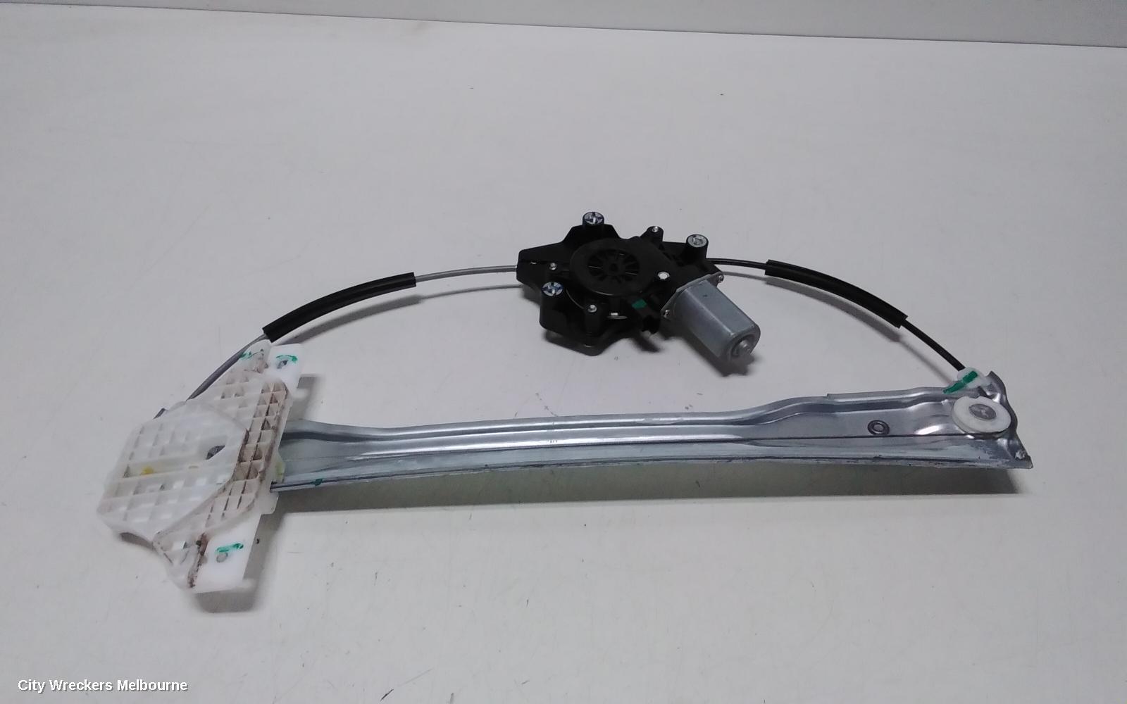 TOYOTA RAV4 2022 Left Front Window Reg/Motor