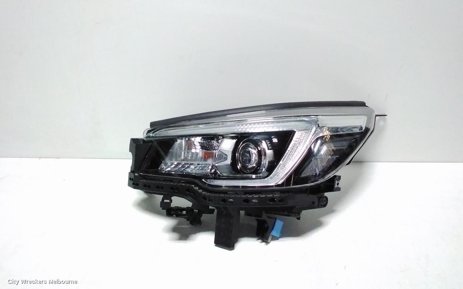 SUBARU FORESTER 2019 Left Headlamp