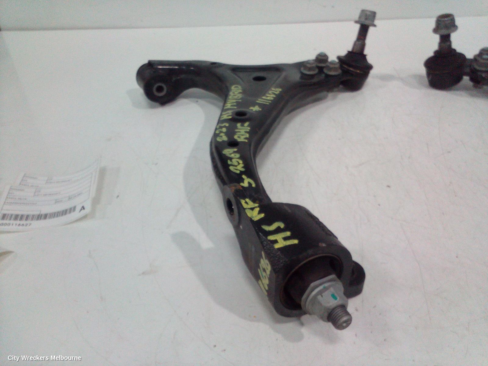 MG HS 2023 Right Front Lower Control Arm