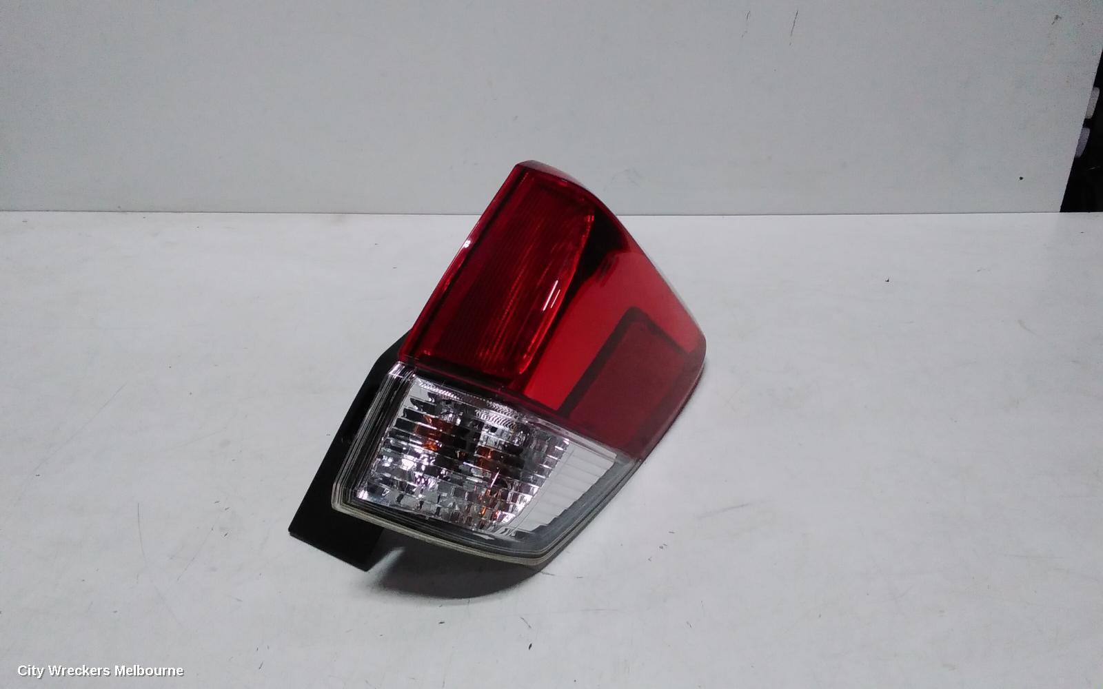 SUBARU FORESTER 2019 Right Taillight