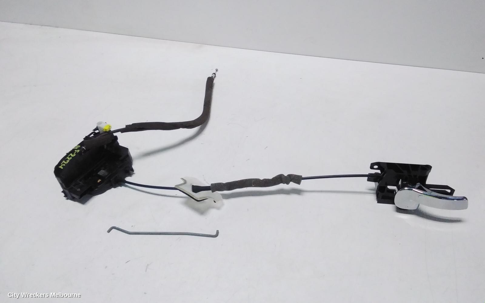 NISSAN DUALIS 2013 Door/Boot/Gate Lock