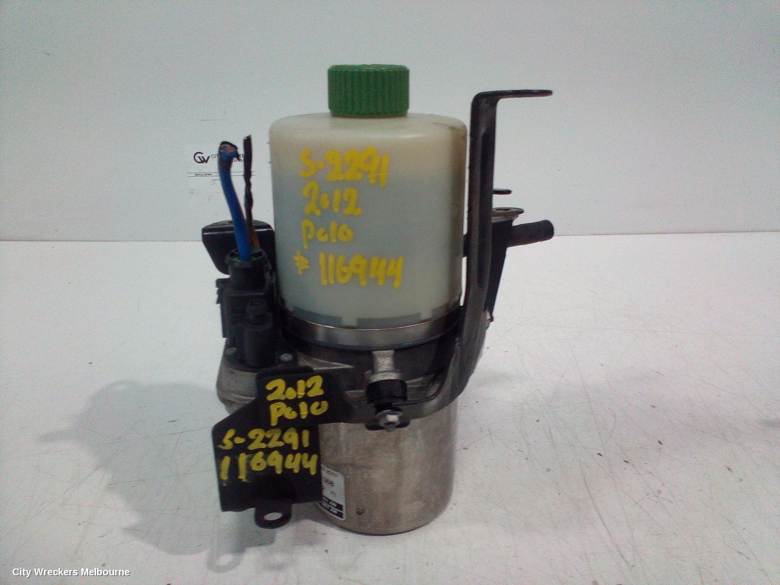 VOLKSWAGEN POLO 2012 Steering Pump