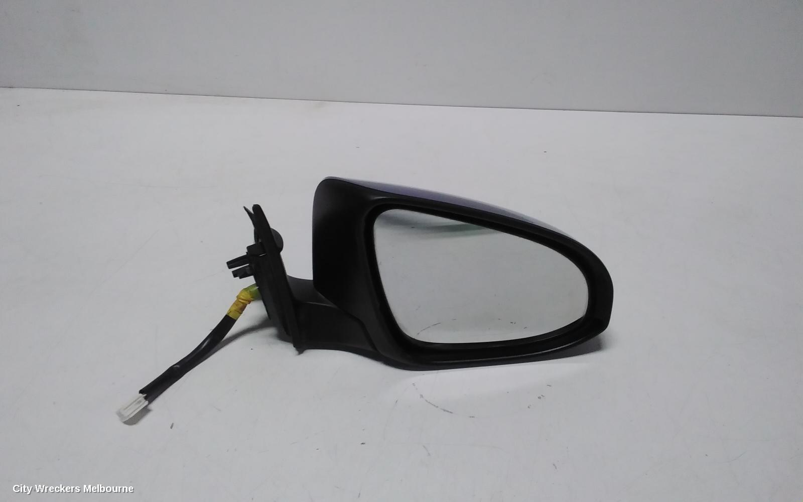 TOYOTA CAMRY 2015 Right Door Mirror