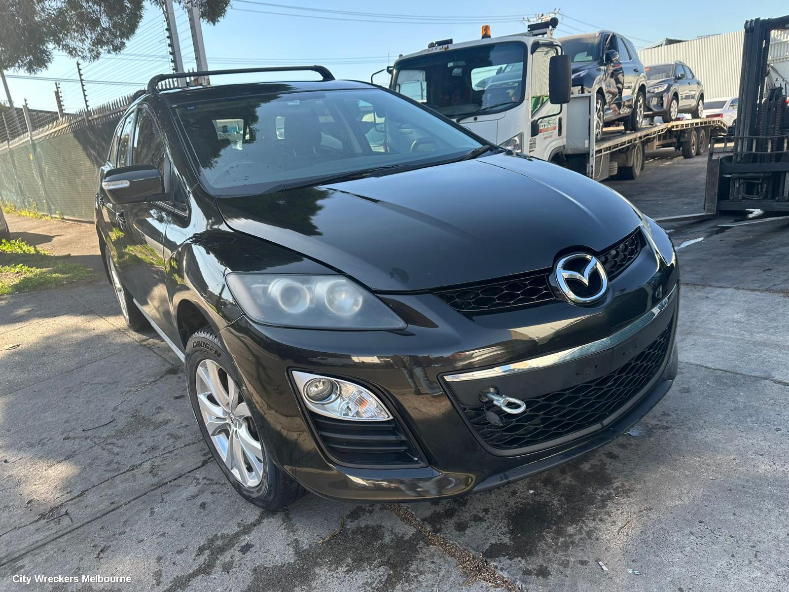 MAZDA CX7 2010 Grille