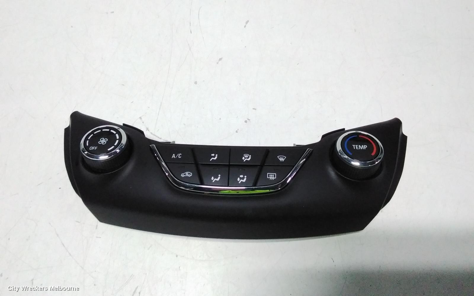 HOLDEN ASTRA 2017 Heater/Ac Controls