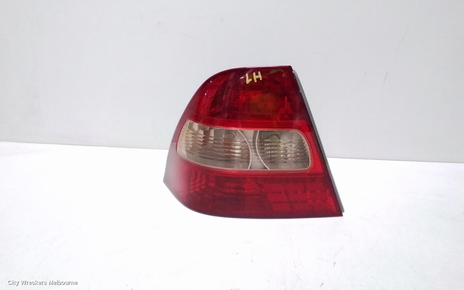 TOYOTA COROLLA 2003 Left Taillight