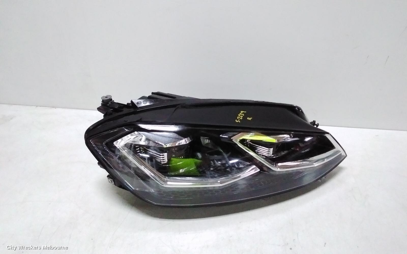 VOLKSWAGEN GOLF 2018 Right Headlamp