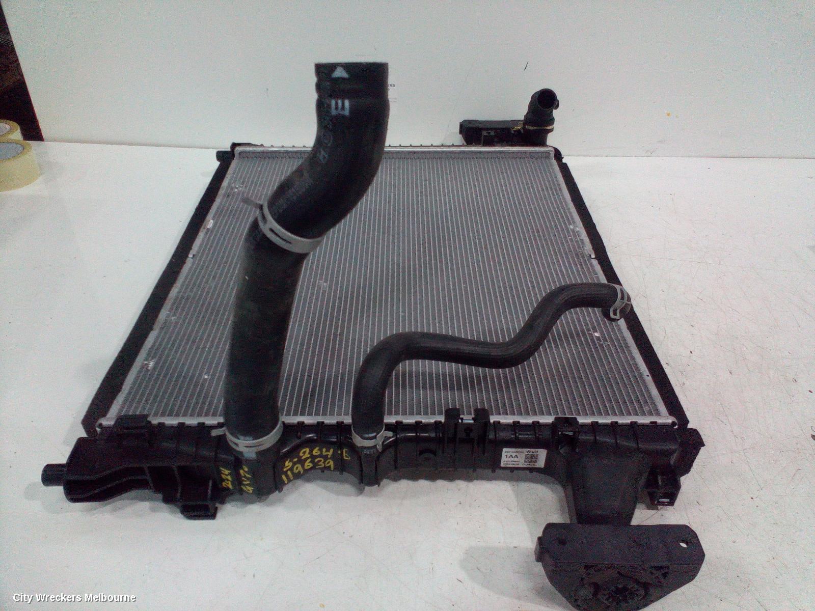 GENESIS GV70 2024 Radiator