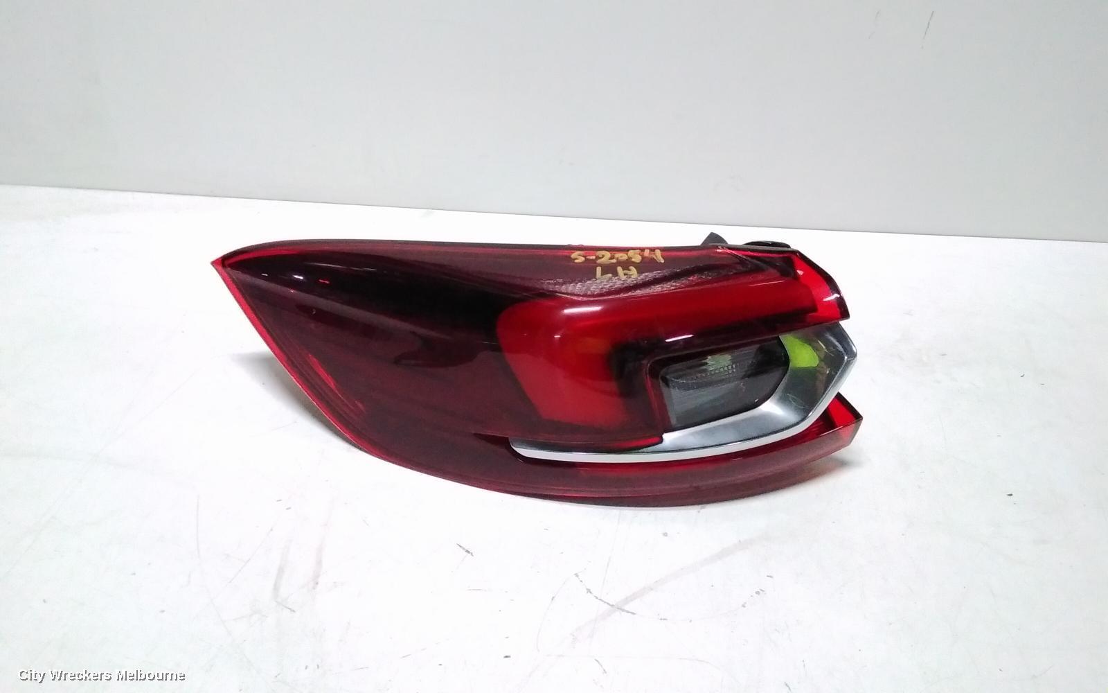 HOLDEN COMMODORE 2018 Left Taillight