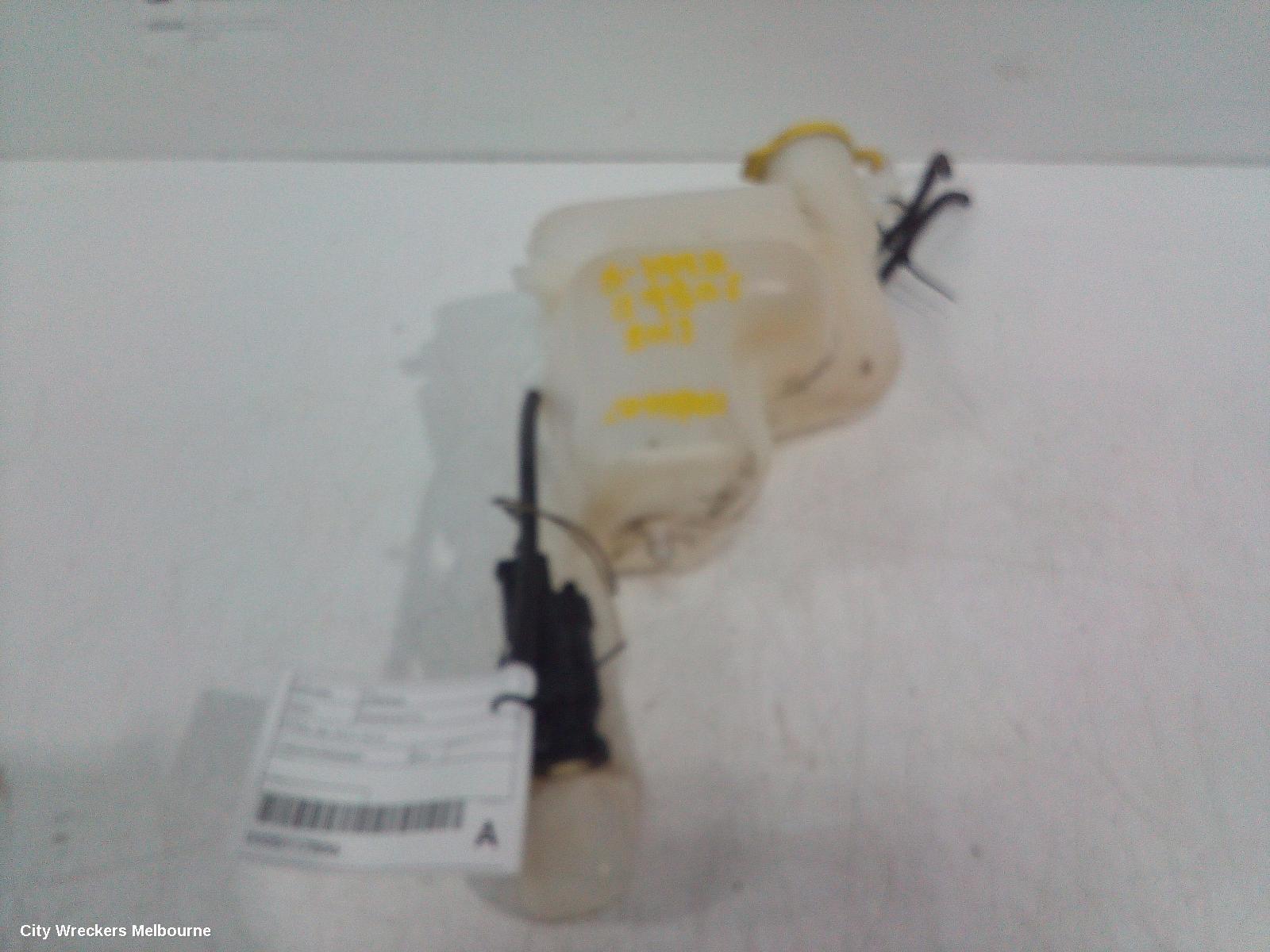 JEEP COMPASS 2013 Washer Bottle