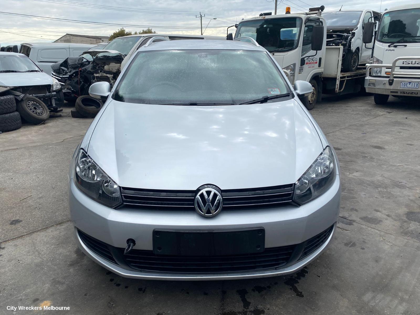 VOLKSWAGEN GOLF 2011 Trans/Gearbox