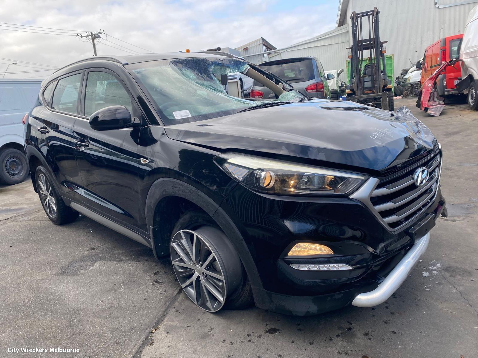 HYUNDAI TUCSON 2016 Wheel Arch Flare