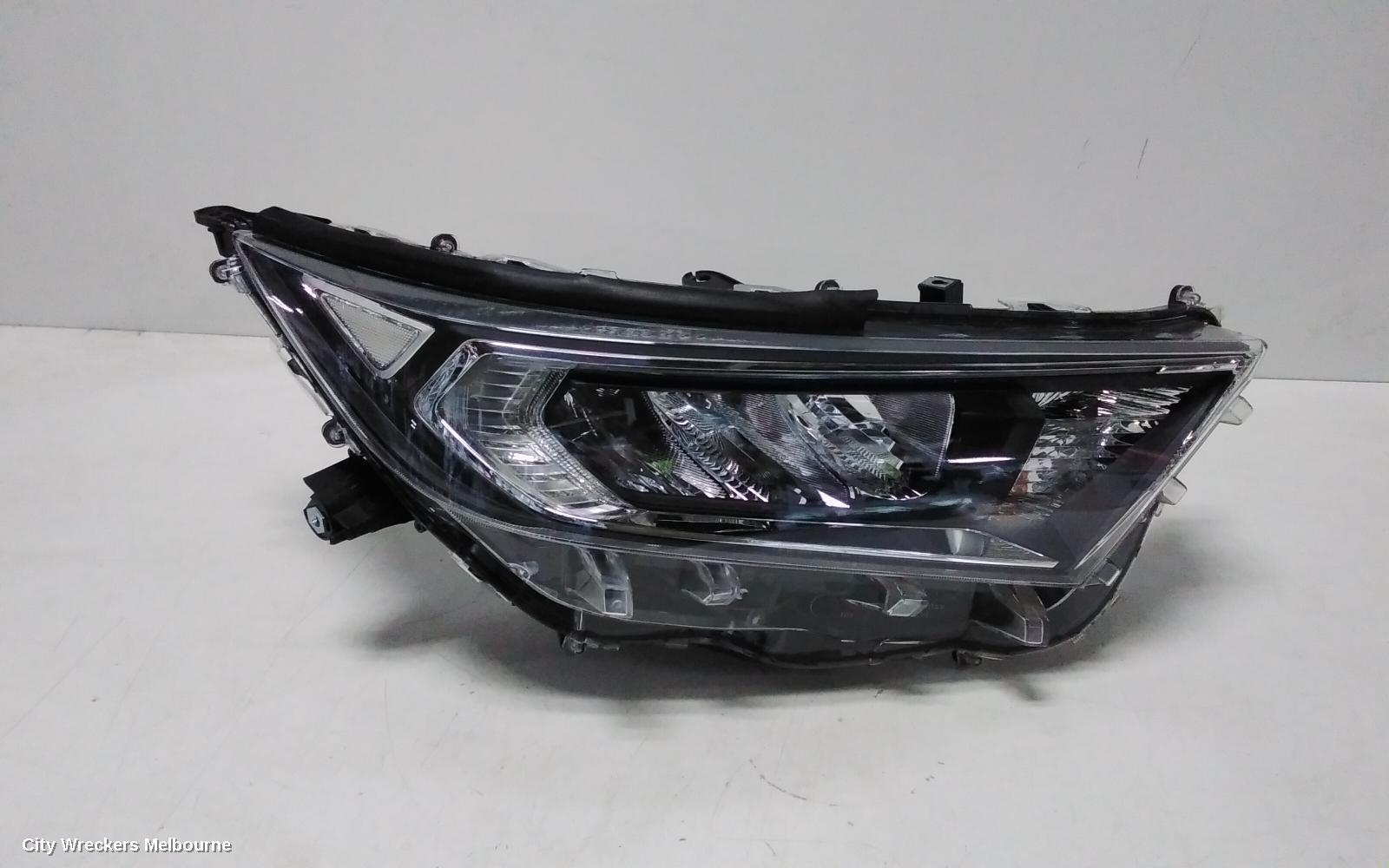 TOYOTA RAV4 2020 Right Headlamp