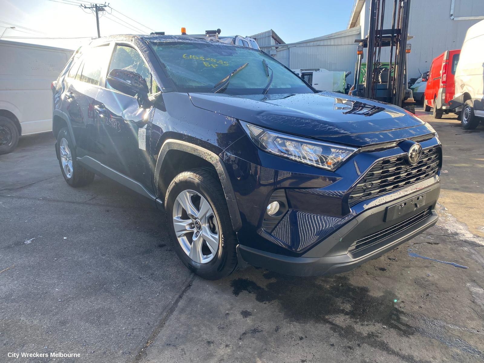 TOYOTA RAV4 2020 Left Guard