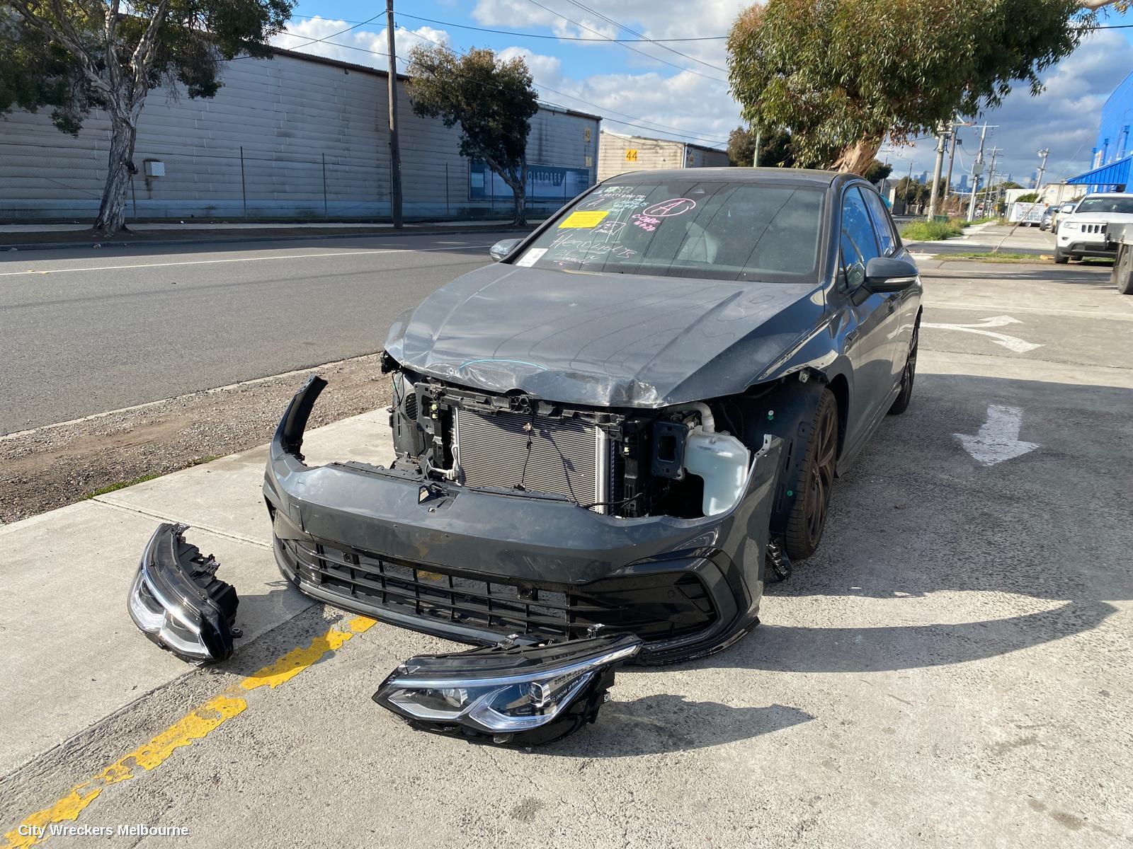 VOLKSWAGEN GOLF 2023 Right Front Door