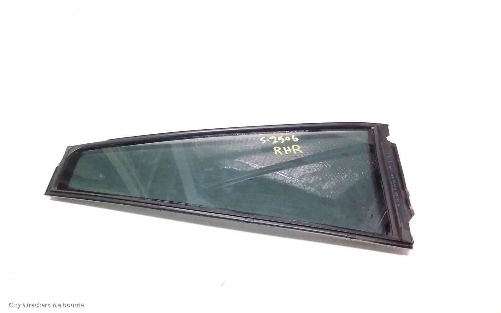 TOYOTA PRADO 2012 Right Rear 1/4 Door Glass