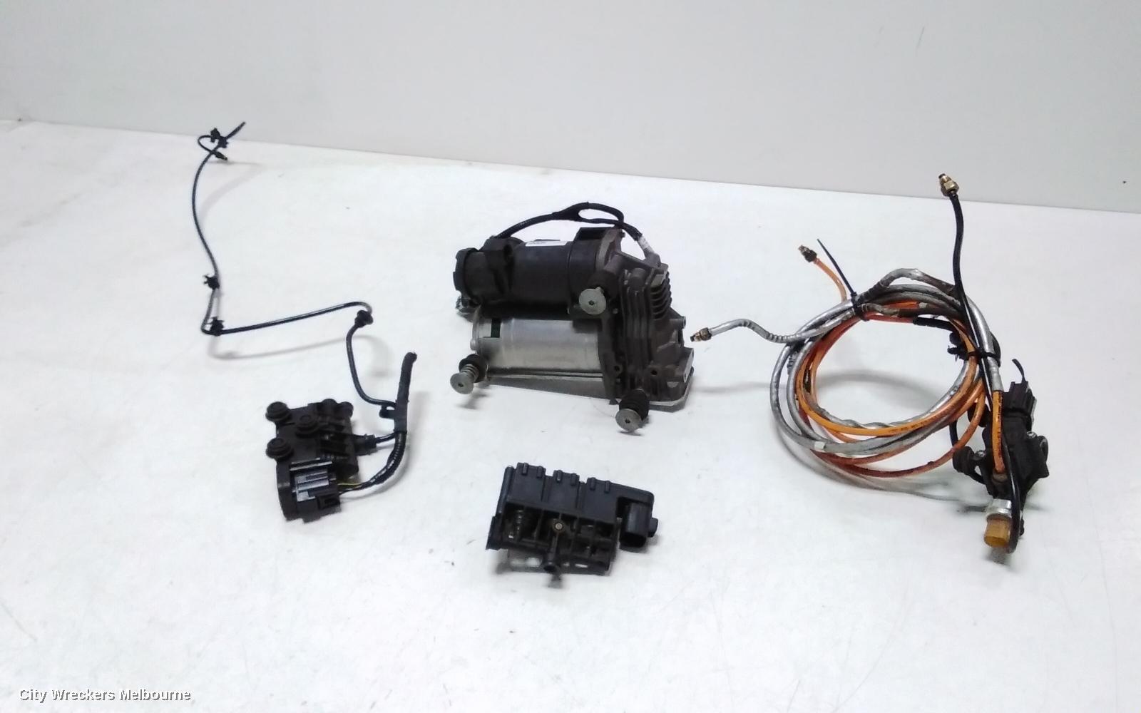 LAND ROVER RANGEROVER SPORT 2010 Air Ride Compressor