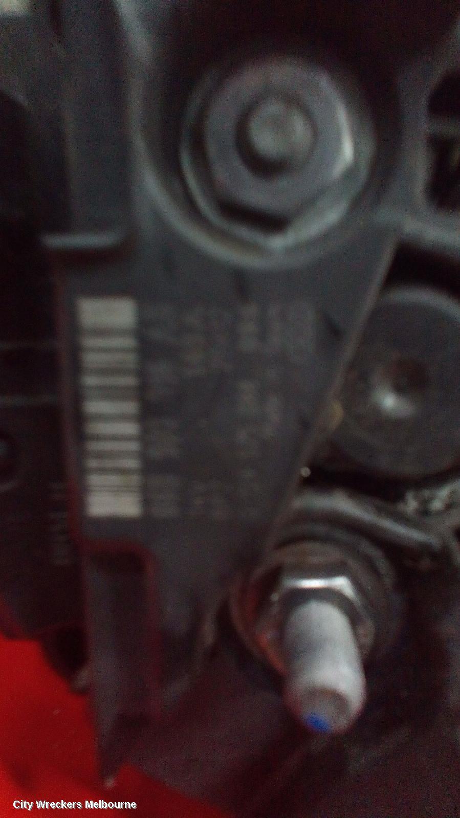 VOLKSWAGEN EOS 2012 Alternator